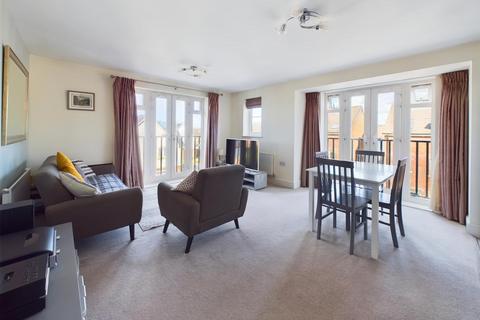 2 bedroom flat for sale, Emery Avenue, Gloucester