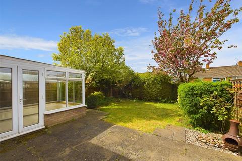 7 Barrington Drive, Hucclecote, Gloucester, GL3 3BS