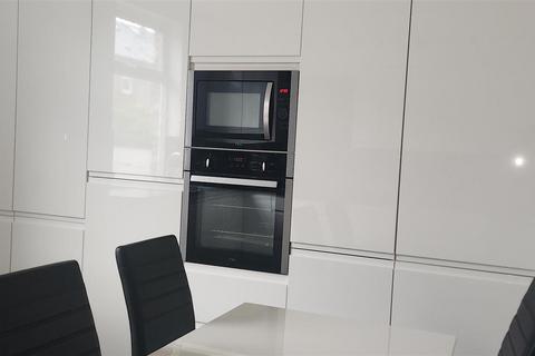 69 Elgin Street, Ashton-under-lyne, OL7 9BY