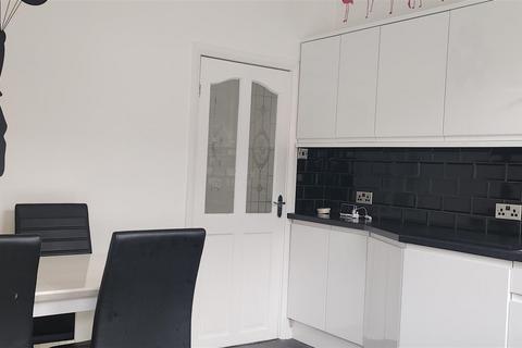 69 Elgin Street, Ashton-under-lyne, OL7 9BY