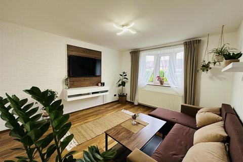 203 Abbots Road, Selby, YO8 8AY