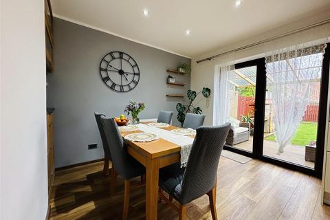 203 Abbots Road, Selby, YO8 8AY