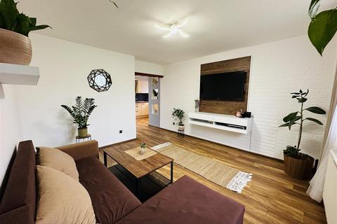 203 Abbots Road, Selby, YO8 8AY