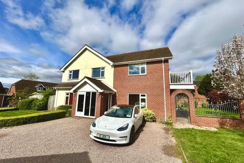 5 bedroom detached house for sale, Folly Lane, Hereford HR1