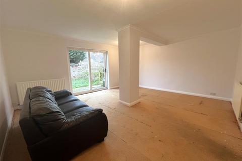 3, Albert Cottages Princes Street, Bexleyheath, DA7 4BL
