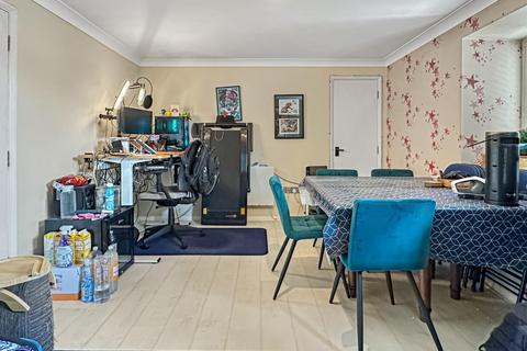 1 bedroom apartment for sale, Loves Close, Histon, Cambridge