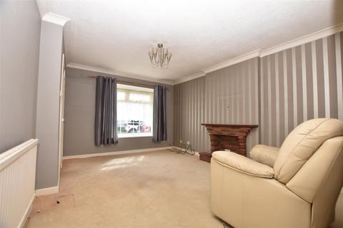 3 Bankside Close, South Woodham Ferrers, Chelmsford, CM3 5TT