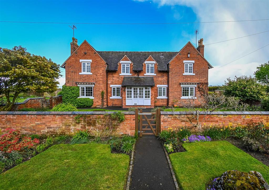 Lower Snowdon Cottage, Snowdon Road... 4 bed detached house for sale