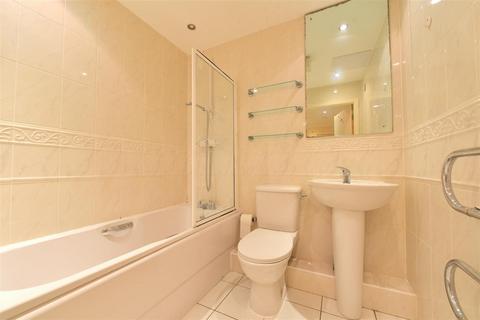 2 bedroom apartment for sale, St. Oswalds Court, Fulford, York