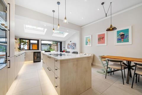 5 bedroom end of terrace house for sale, Brockwell Park Row, SW2