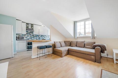 2 bedroom flat for sale, Brailsford Road, SW2