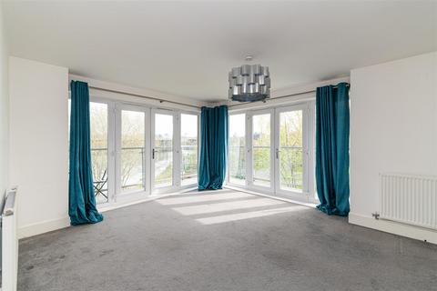 2 bedroom flat for sale, Winters Pass, Gateshead