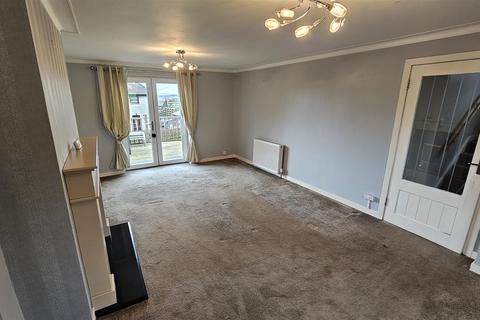 3 bedroom house to rent, Oakleigh Drive, Greenock PA16