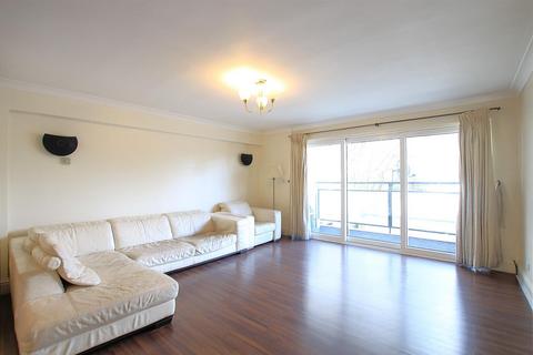 2 bedroom apartment to rent, Wheatlands, Hounslow TW5
