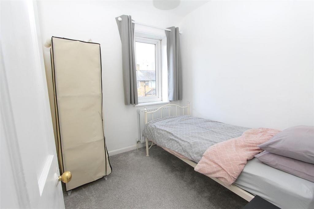 Bedroom 3.jpg