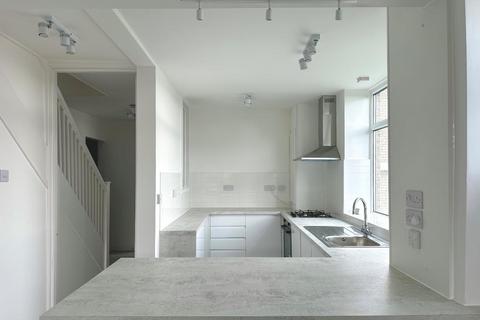 3 bedroom flat for sale, Kymin Road, Penarth