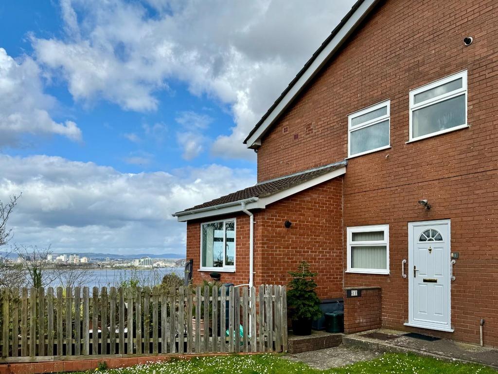 Vista Court