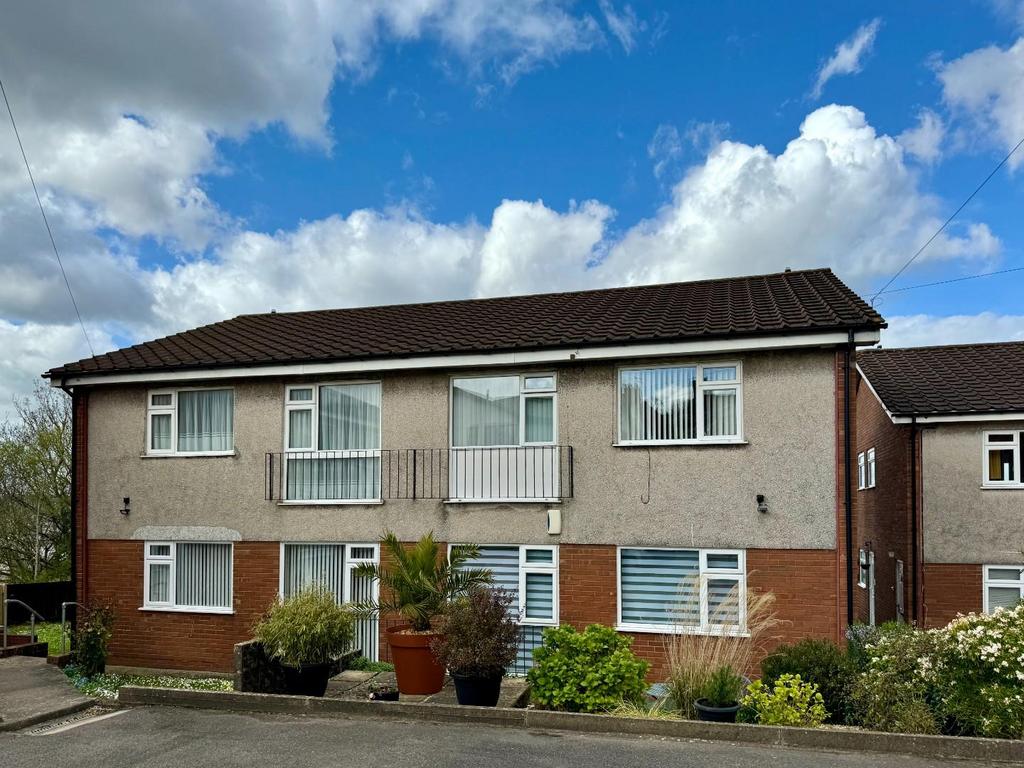 Vista Court
