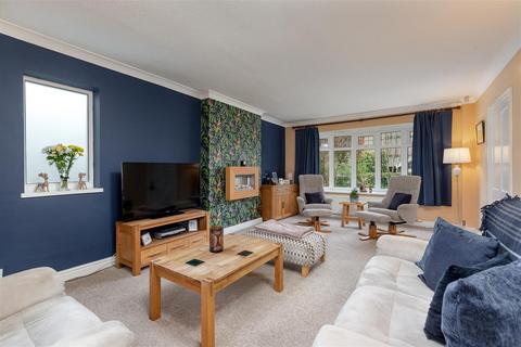 25 Thornfield Road, Darlington, DL3 9TQ
