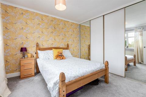 25 Thornfield Road, Darlington, DL3 9TQ