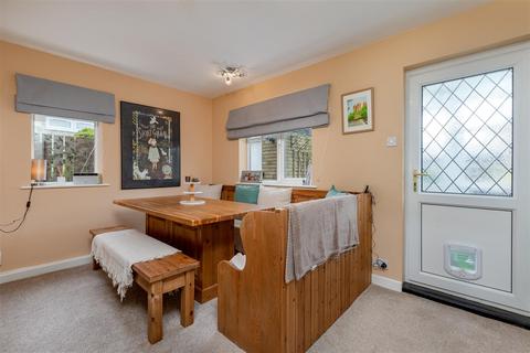 25 Thornfield Road, Darlington, DL3 9TQ