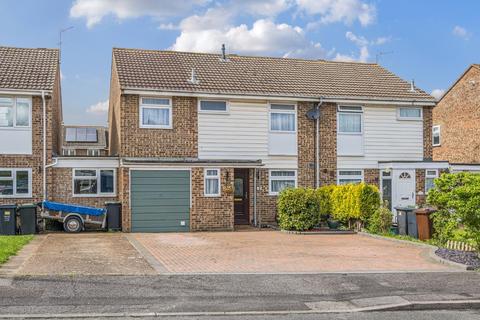 4 bedroom semi-detached house for sale, Thackeray Road, Larkfield, Aylesford