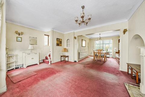 13 Carstairs Road, London, SE6 2SL