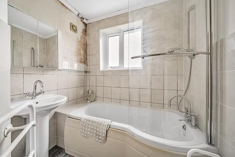 13 Carstairs Road, London, SE6 2SL