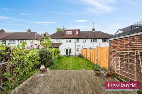 4 bedroom terraced house for sale, Chaucer Close, London