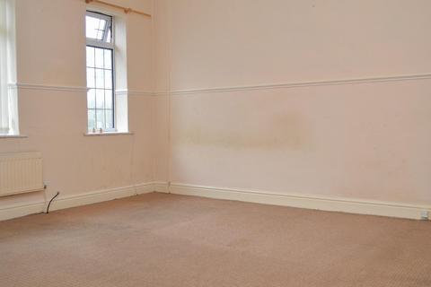 250 Heron Street, Oldham, OL8 4NB