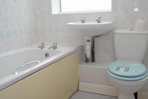 250 Heron Street, Oldham, OL8 4NB