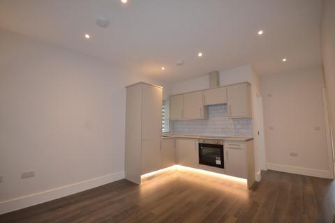 1 bedroom apartment to rent, Lawns Court, The Avenue, Wembley