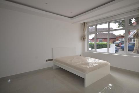 1 bedroom flat to rent, Rosslyn Crescent , Wembley, Middlesex, HA9 7NZ