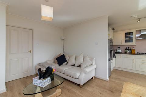 111 Carlton Vale, London, NW6 5HQ