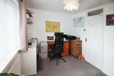 7 Bath Road, Bramley, Leeds, LS13 3BP