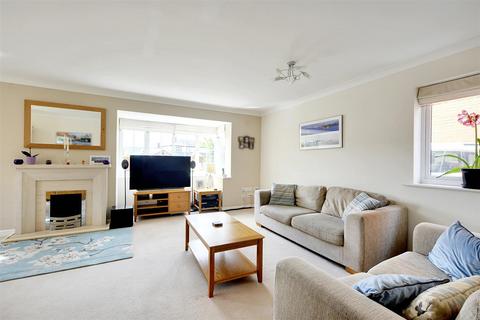 1 Bramwell Drive, Bramcote, Nottingham, NG9 3ST