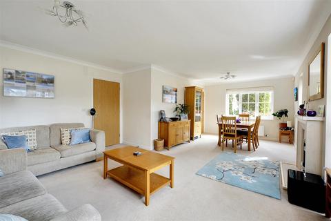 1 Bramwell Drive, Bramcote, Nottingham, NG9 3ST