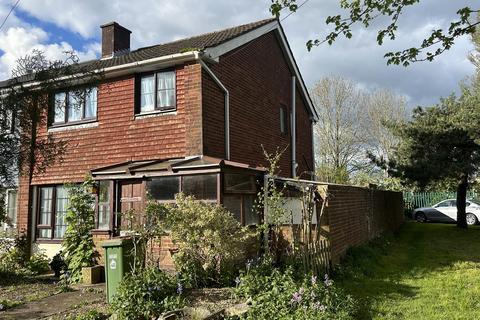 3 bedroom semi-detached house for sale, Highfield Road, Chandler's Ford