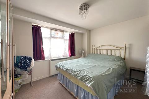 2 bedroom maisonette for sale, Great Cambridge Road, Enfield