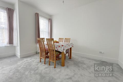 2 bedroom flat for sale, St. Andrews Road, Enfield