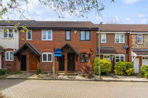 2 bedroom terraced house for sale, Fairborne Way, Guildford