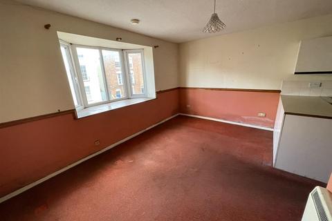 1 bedroom flat for sale, 200 Southgate Street, Gloucester