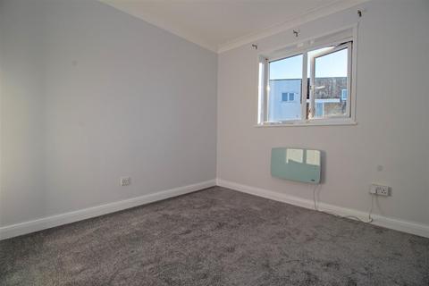 2 bedroom apartment to rent, Swanborough Court, Shoreham-by-Sea, BN43