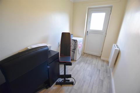48 Chapel Close, Clowne, Chesterfield, S43 4PB