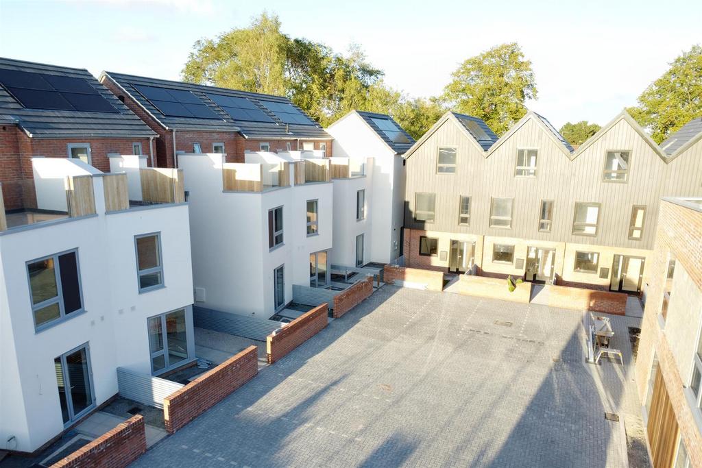 4,5,6 Old School Walk.jpg