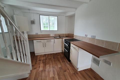 1 bedroom end of terrace house to rent, Probus