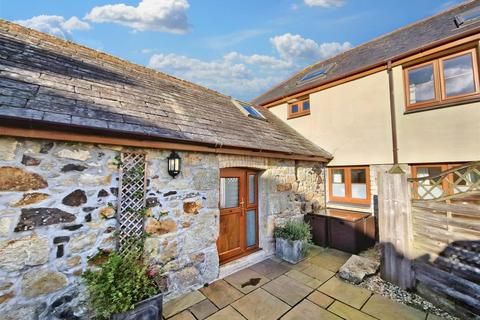 2 bedroom barn conversion to rent, Tregongeeves Lane, St. Austell