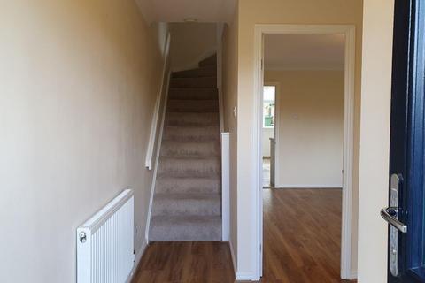 3 bedroom end of terrace house to rent, Kings Meadow, Overton