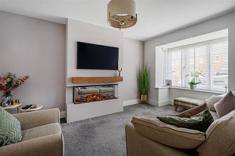 20 James Lloyd Drive, Stamford Bridge, York, YO41 1FF
