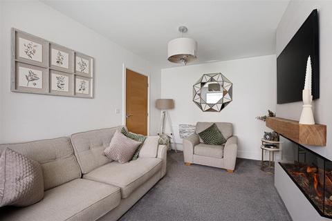 20 James Lloyd Drive, Stamford Bridge, York, YO41 1FF